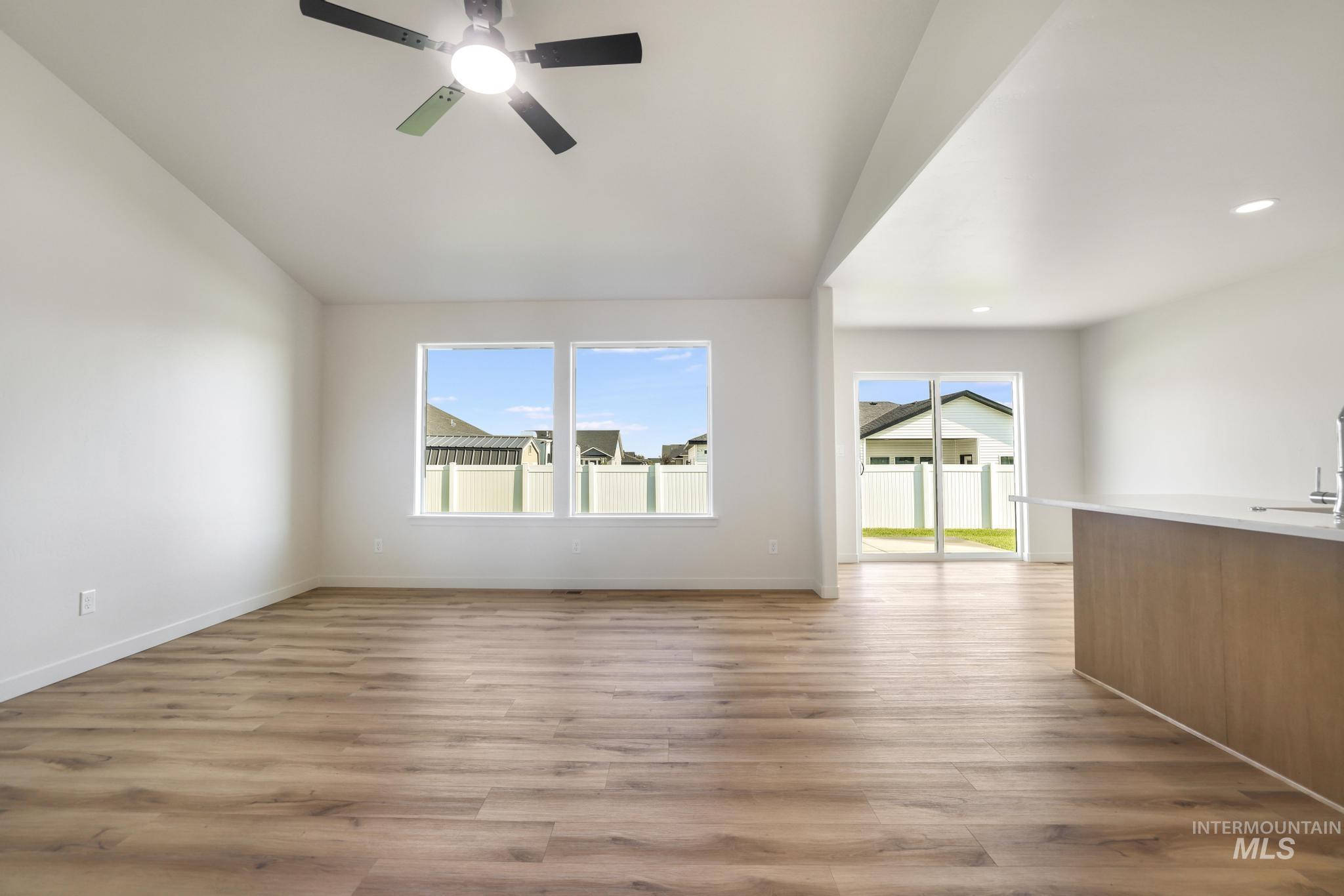 392 Rock Dove Loop Property Photo 12