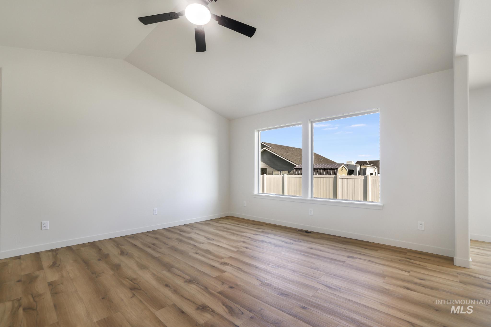 392 Rock Dove Loop Property Photo 13