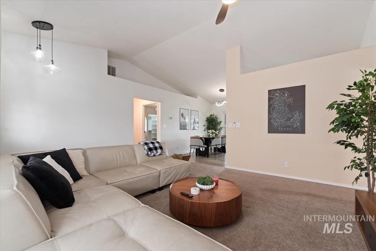 11718 W Gabrielle Ct Property Photo 6