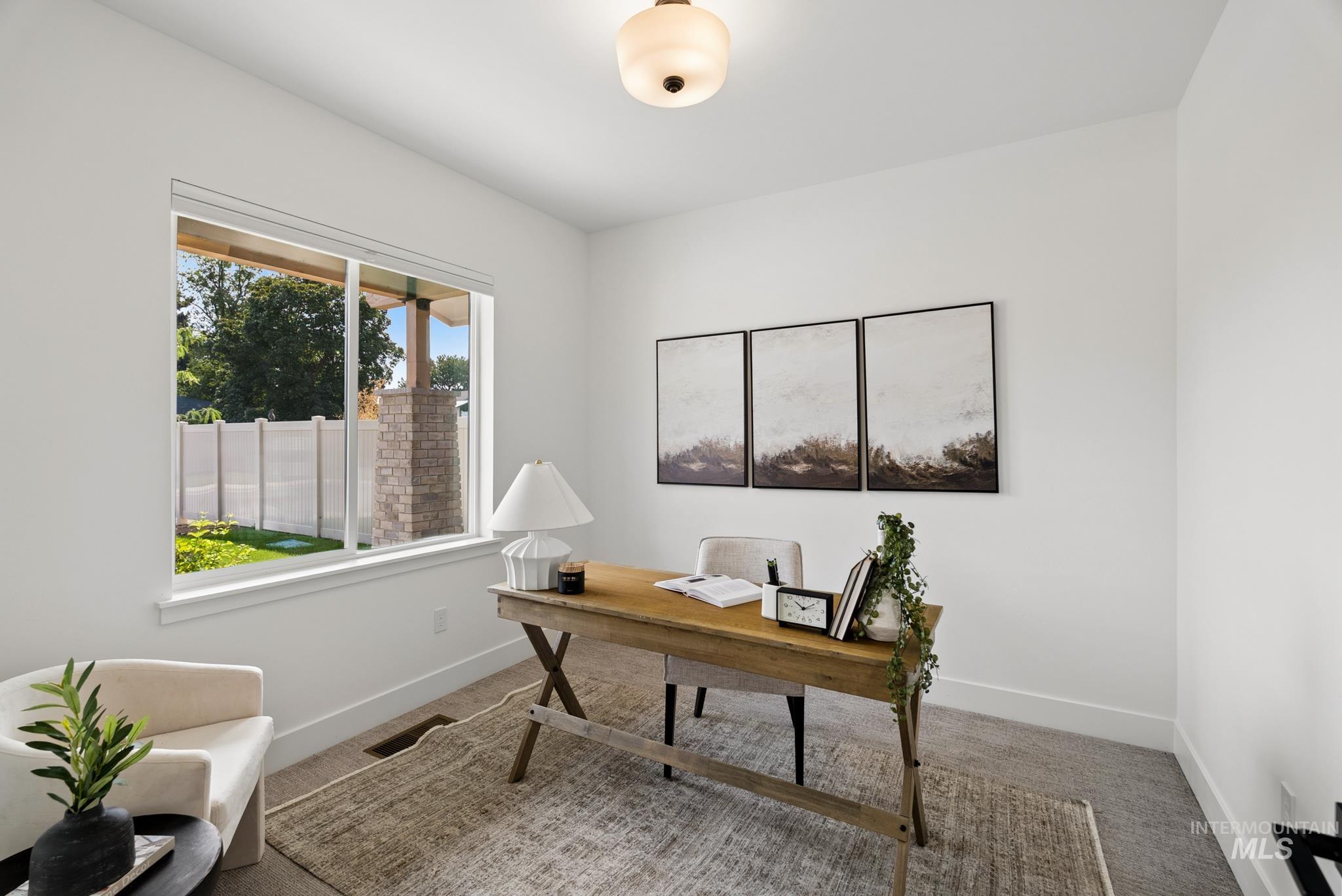 3071 N Lapis Property Photo 5