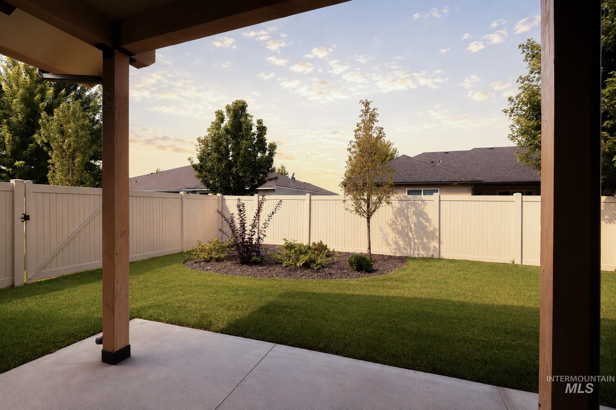 3071 N Lapis Property Photo 39