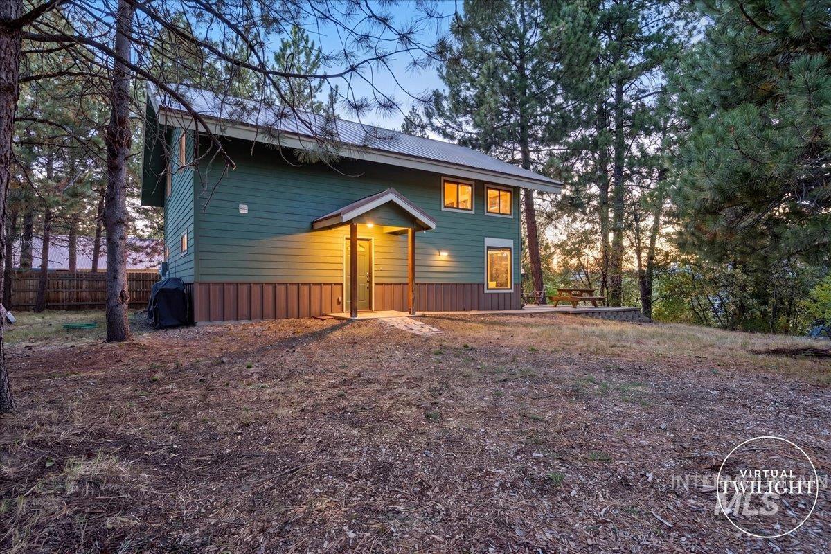 84 Golden Place Property Photo 2