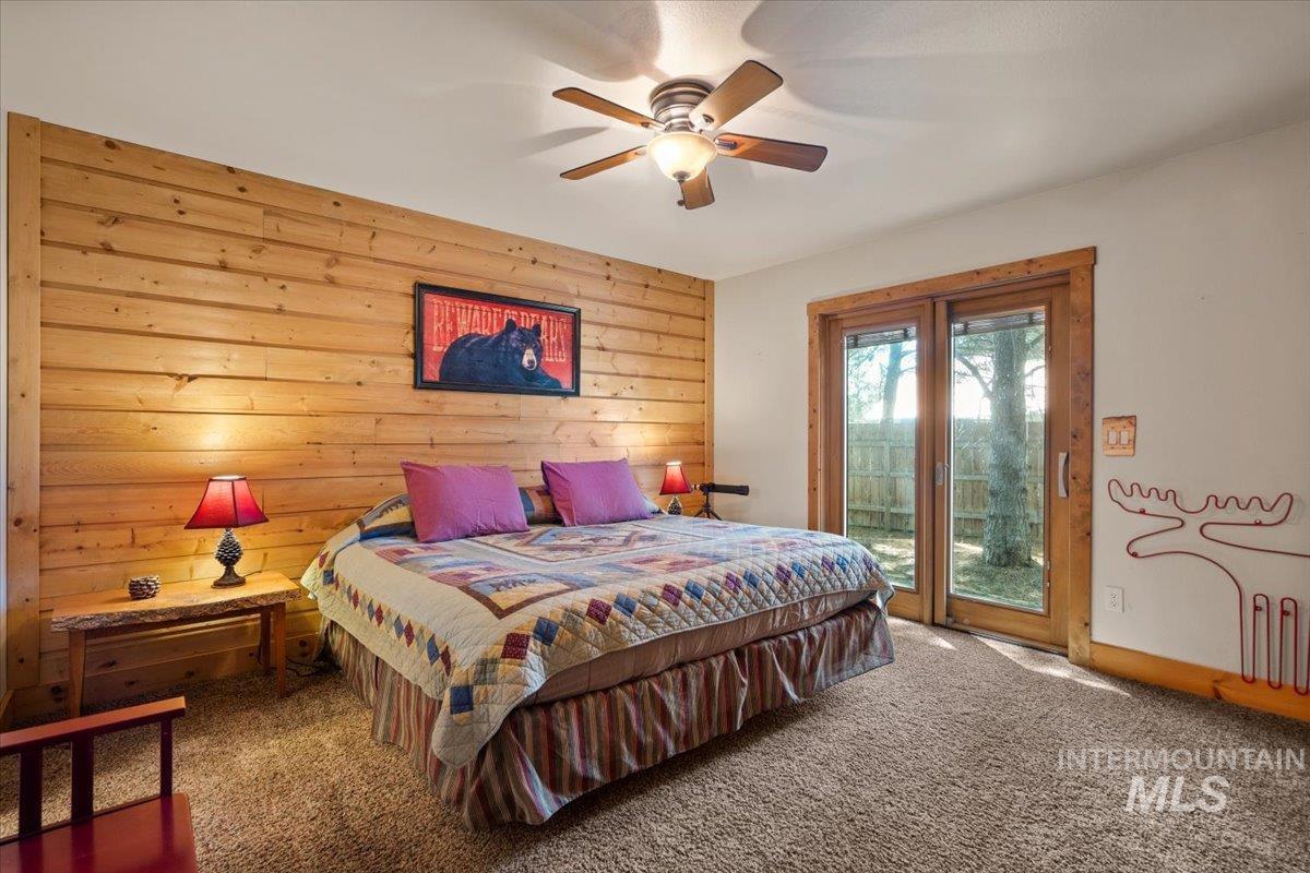 84 Golden Place Property Photo 11