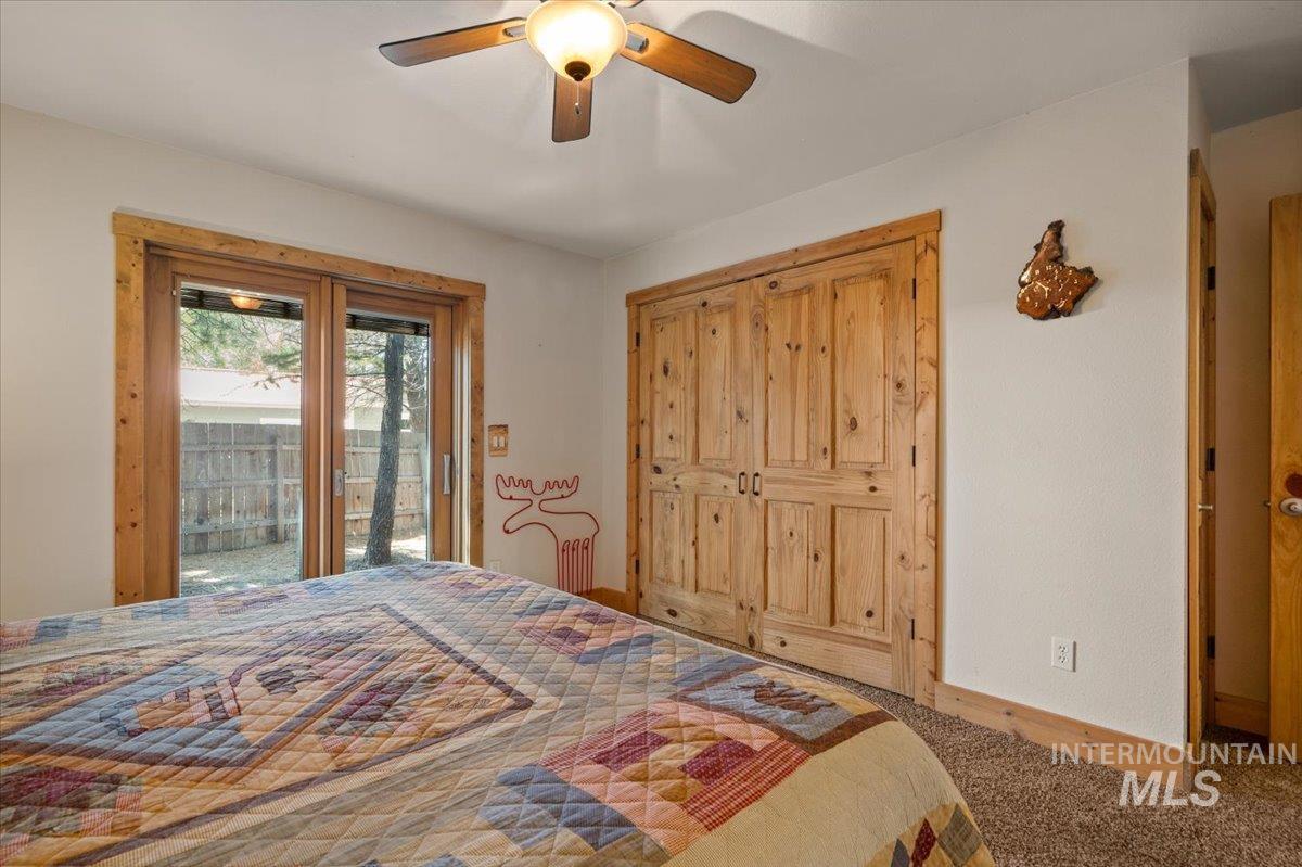 84 Golden Place Property Photo 13