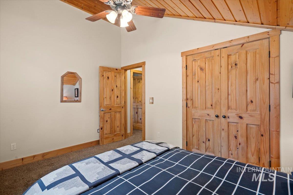 84 Golden Place Property Photo 23