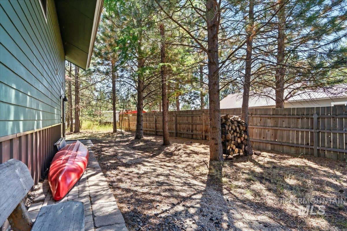 84 Golden Place Property Photo 26