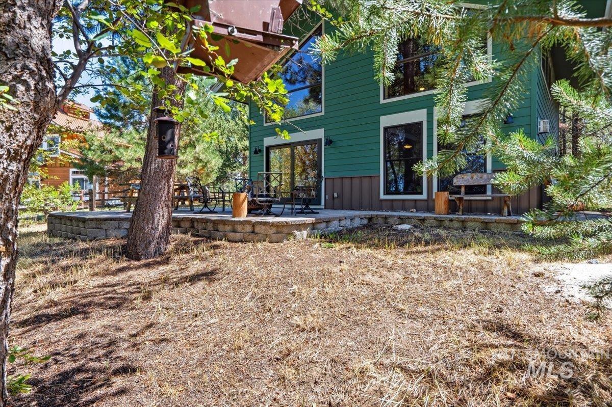 84 Golden Place Property Photo 27