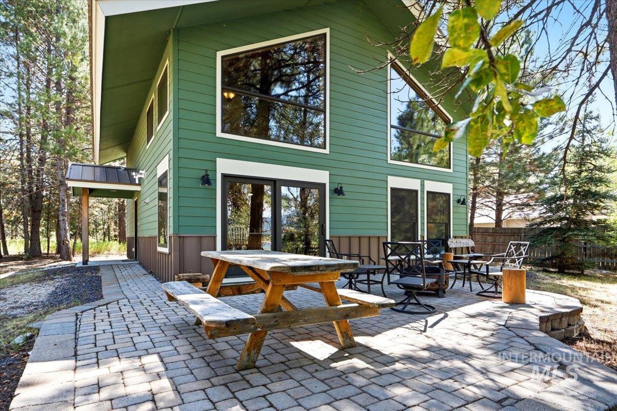 84 Golden Place Property Photo 29