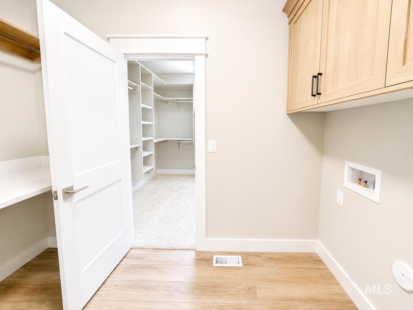 1129 W Recess Way Property Photo 24