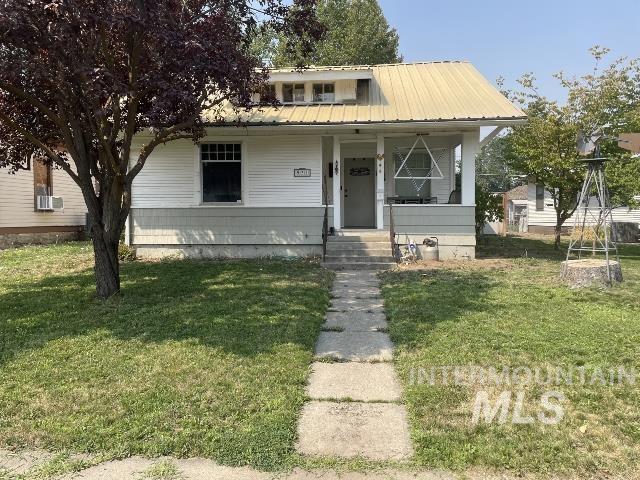 931 W 3rd St Property Photo 1