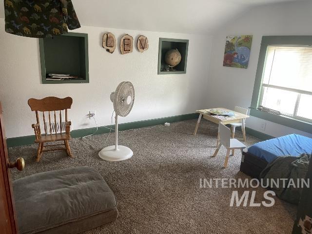 931 W 3rd St Property Photo 18