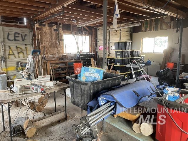 931 W 3rd St Property Photo 31