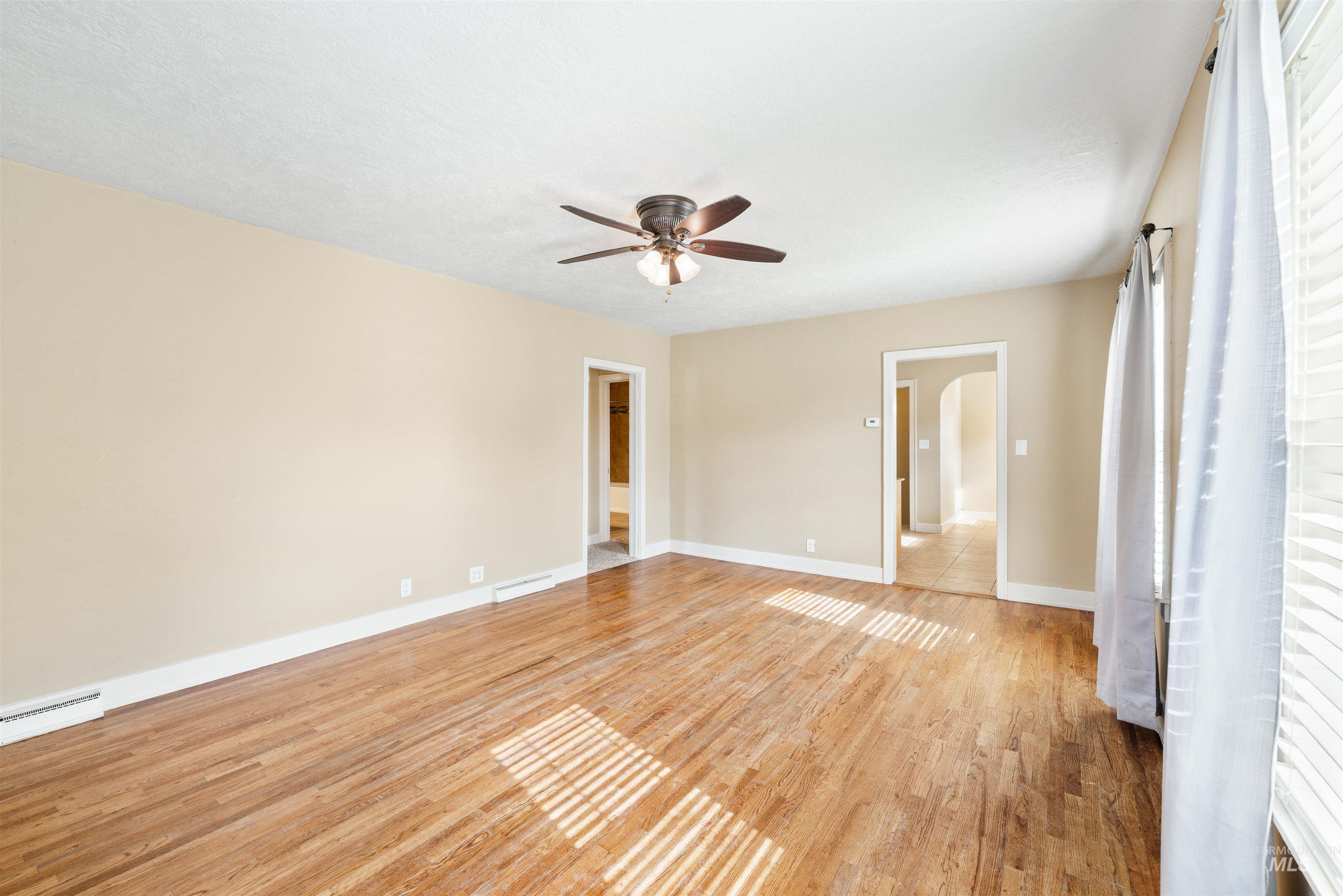 720 18th Ave S Property Photo 4