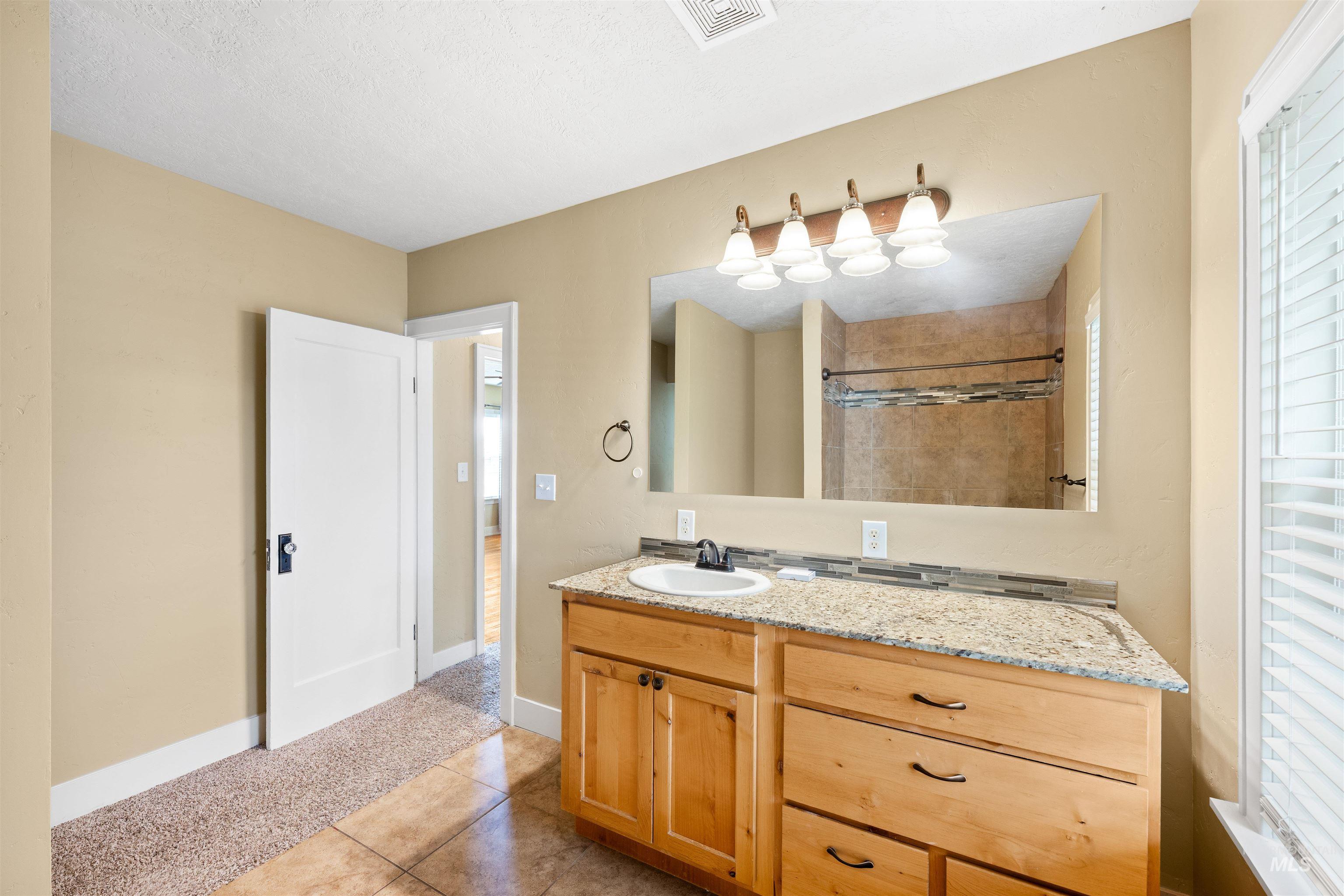 720 18th Ave S Property Photo 25