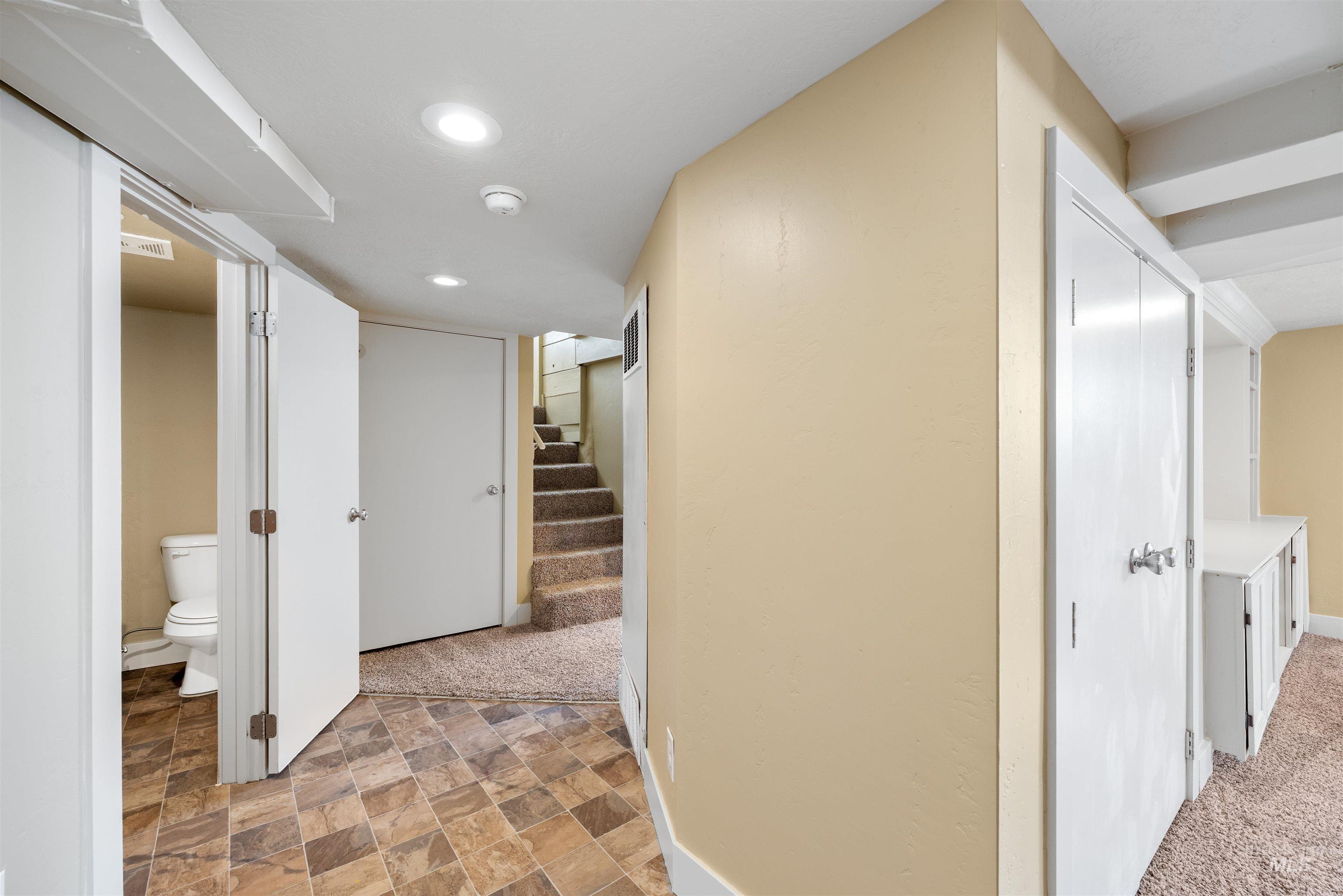 720 18th Ave S Property Photo 34
