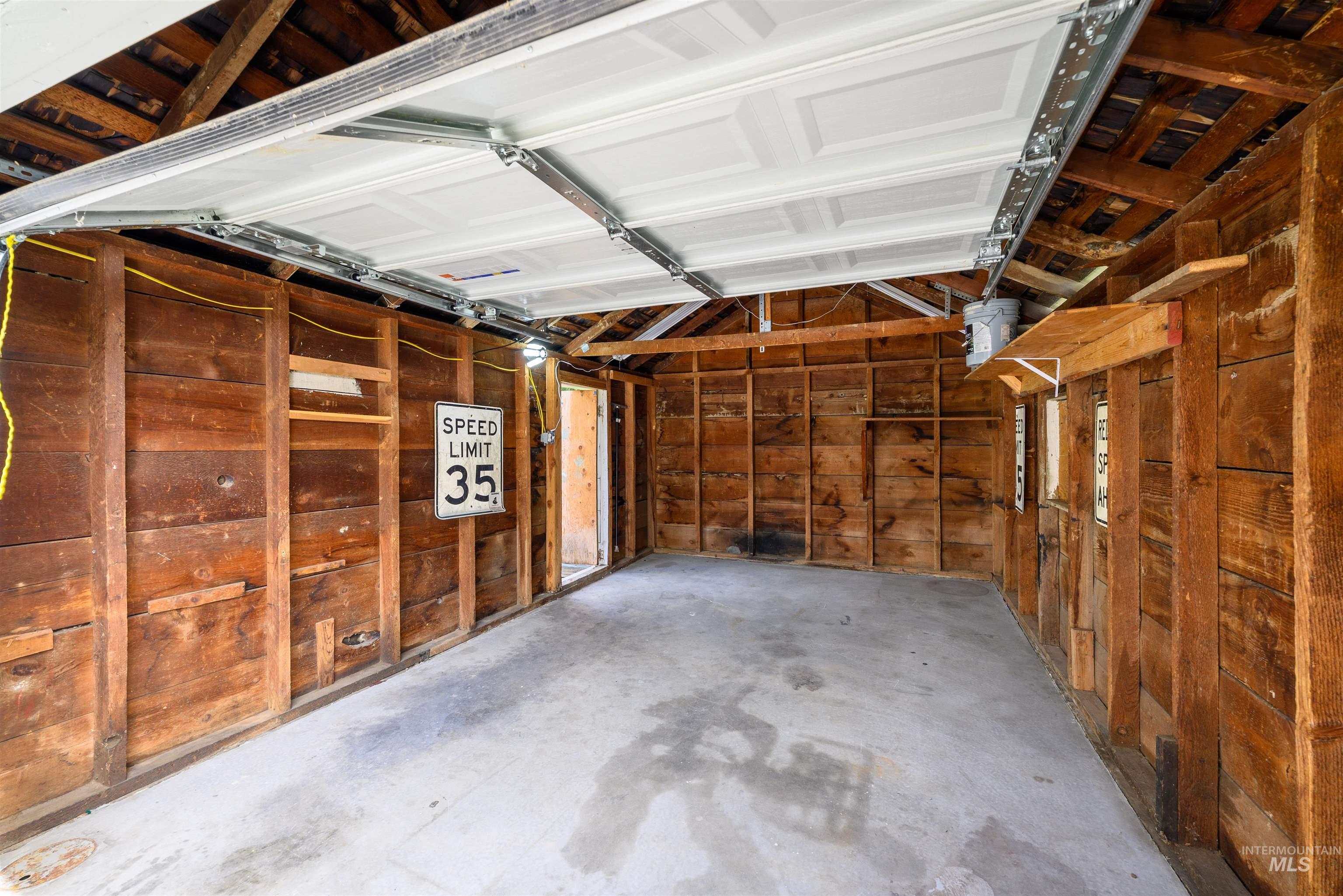 720 18th Ave S Property Photo 37