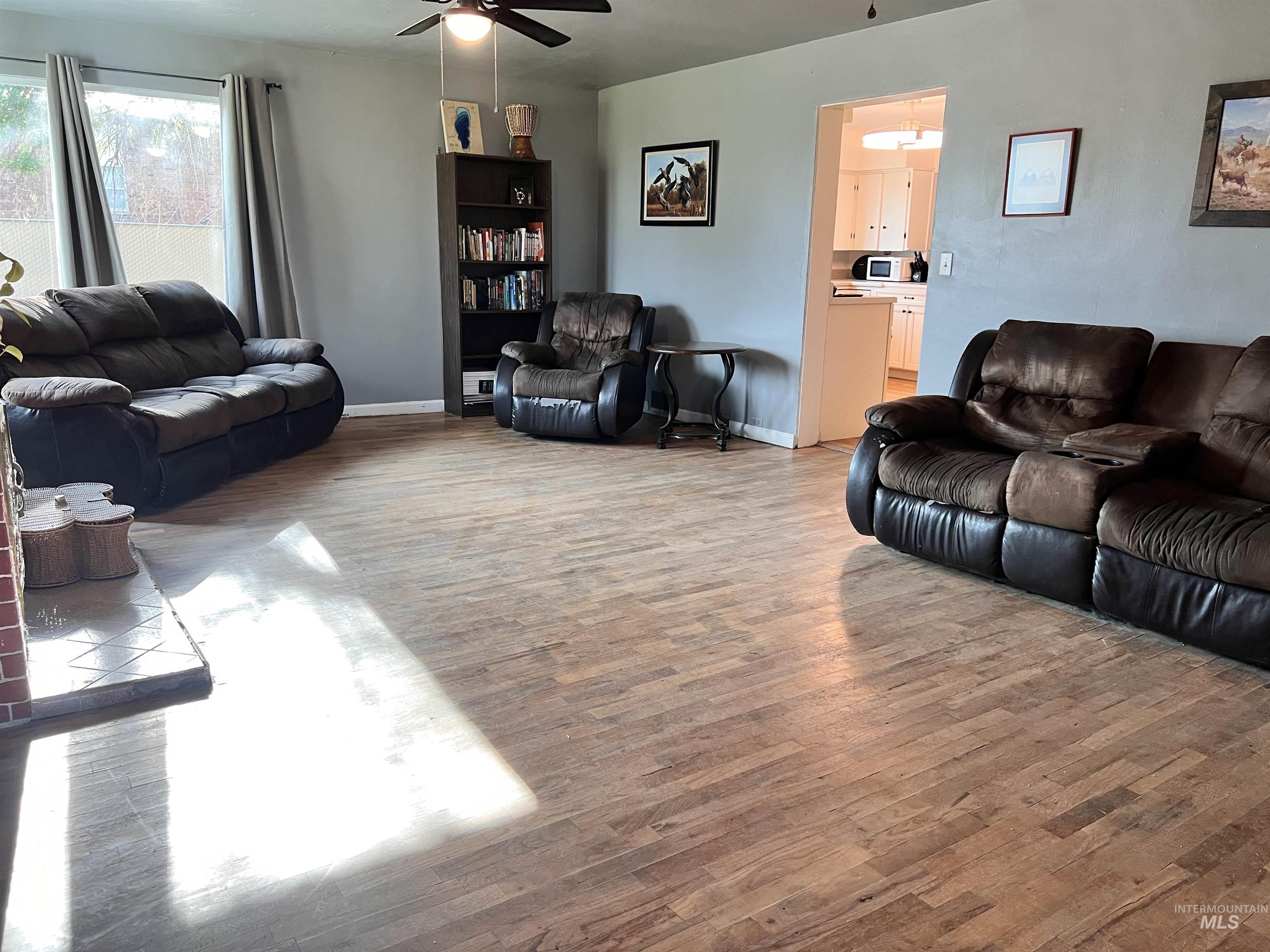 23705 Highway 30 Property Photo 4