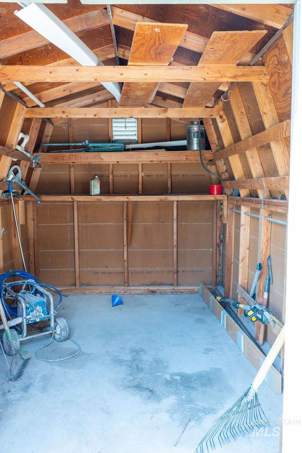 3063 E 3400 N Property Photo 32