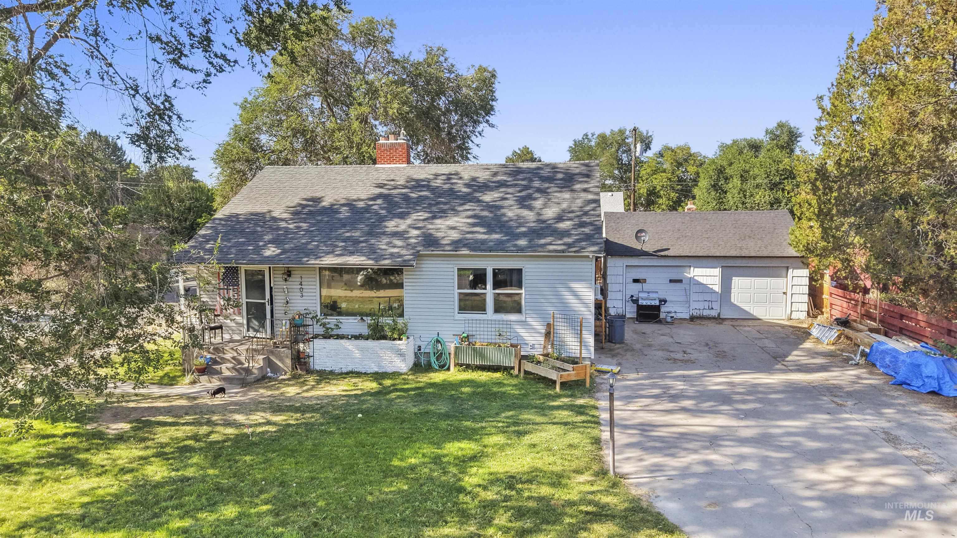 1403 8th Ave E Property Photo 46