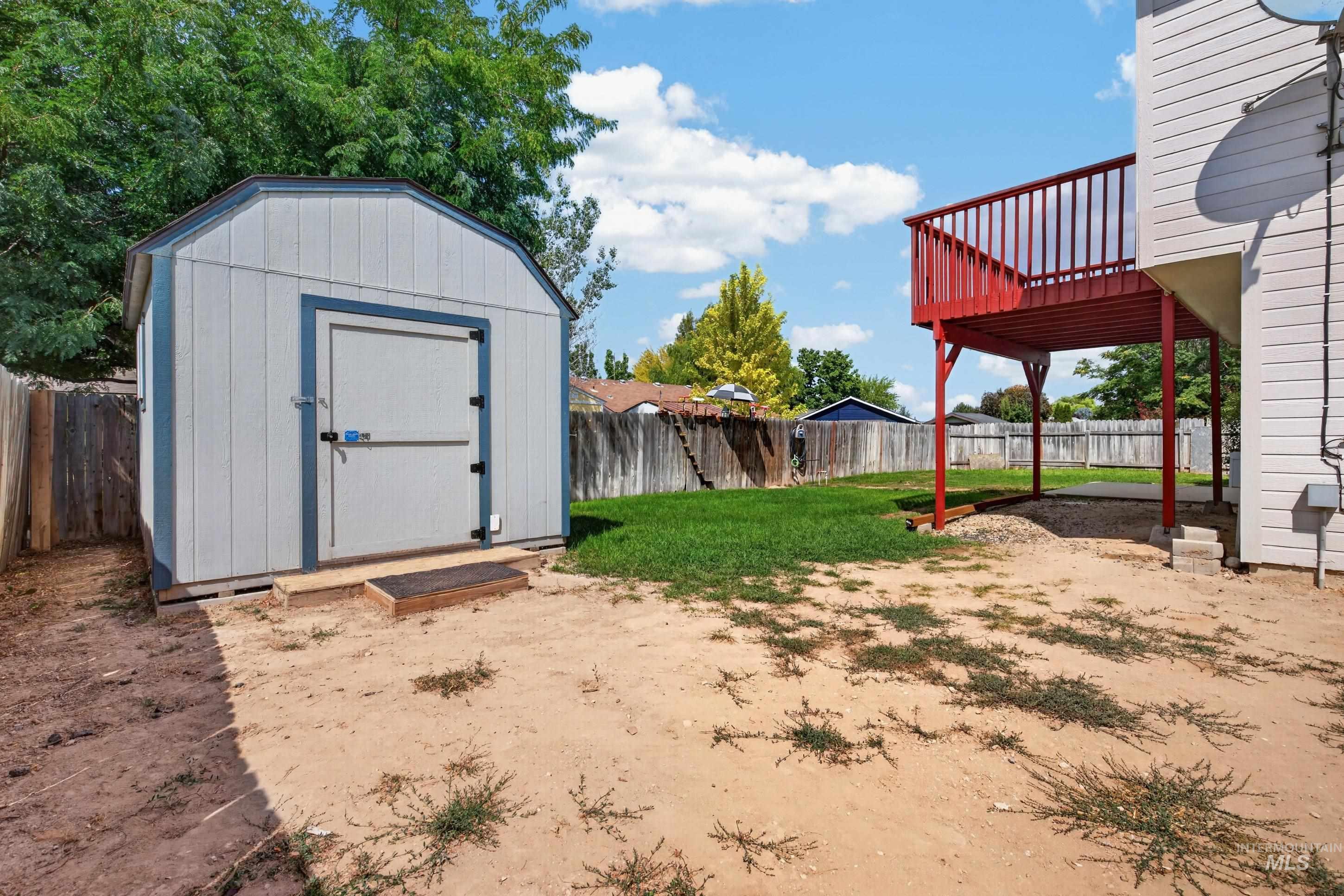 1209 Cattail St Property Photo 29