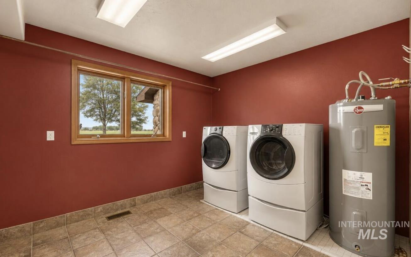 144 E 400 N Property Photo 25