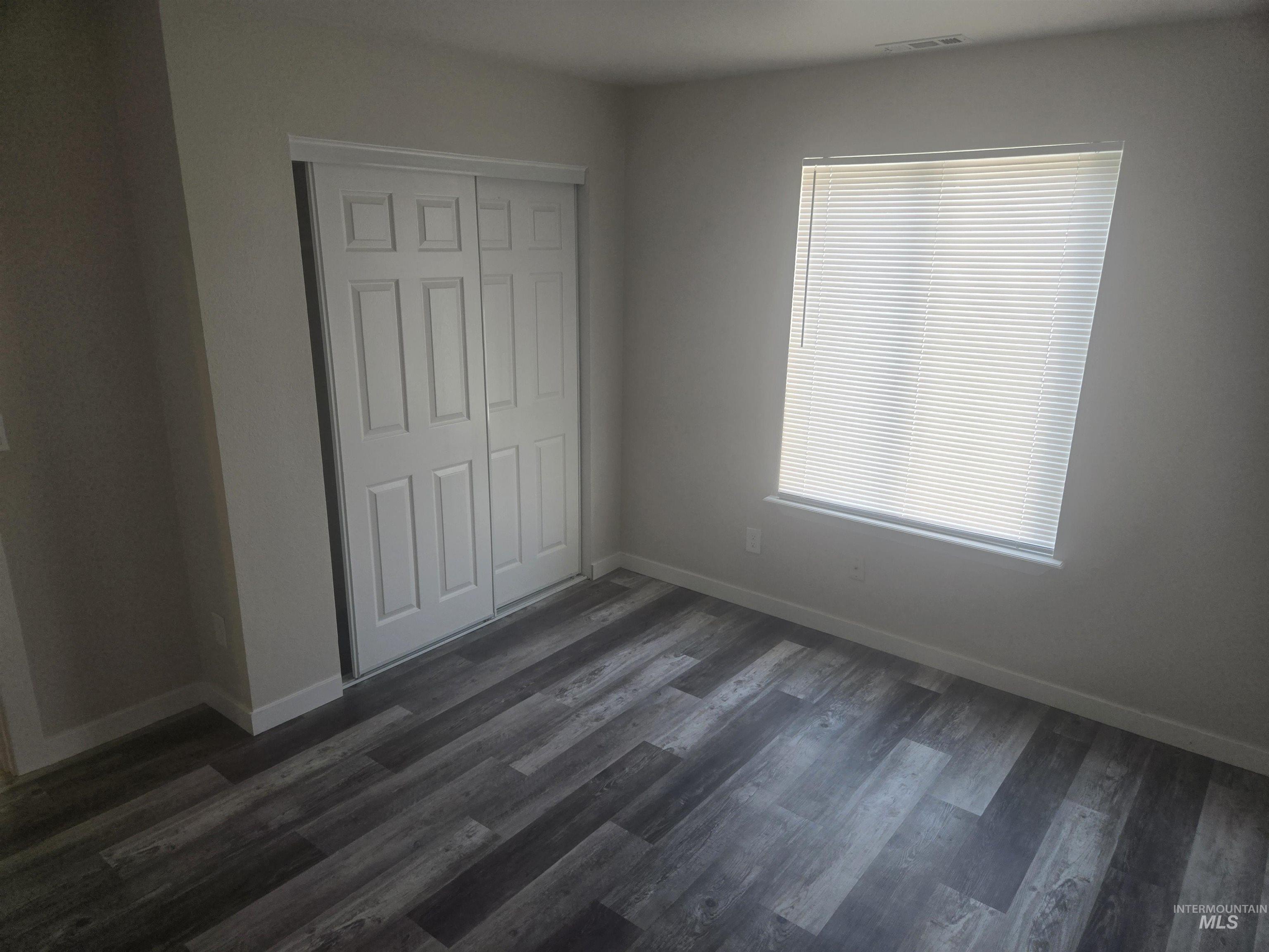 1000-1014 W Orchard Ave Property Photo 23