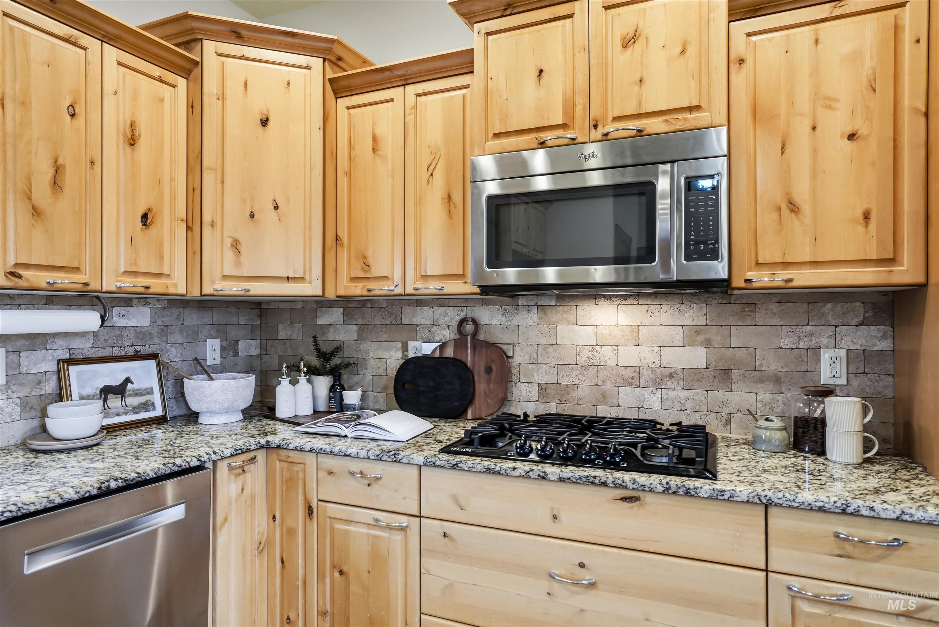 3645 Butte Rd Property Photo 6