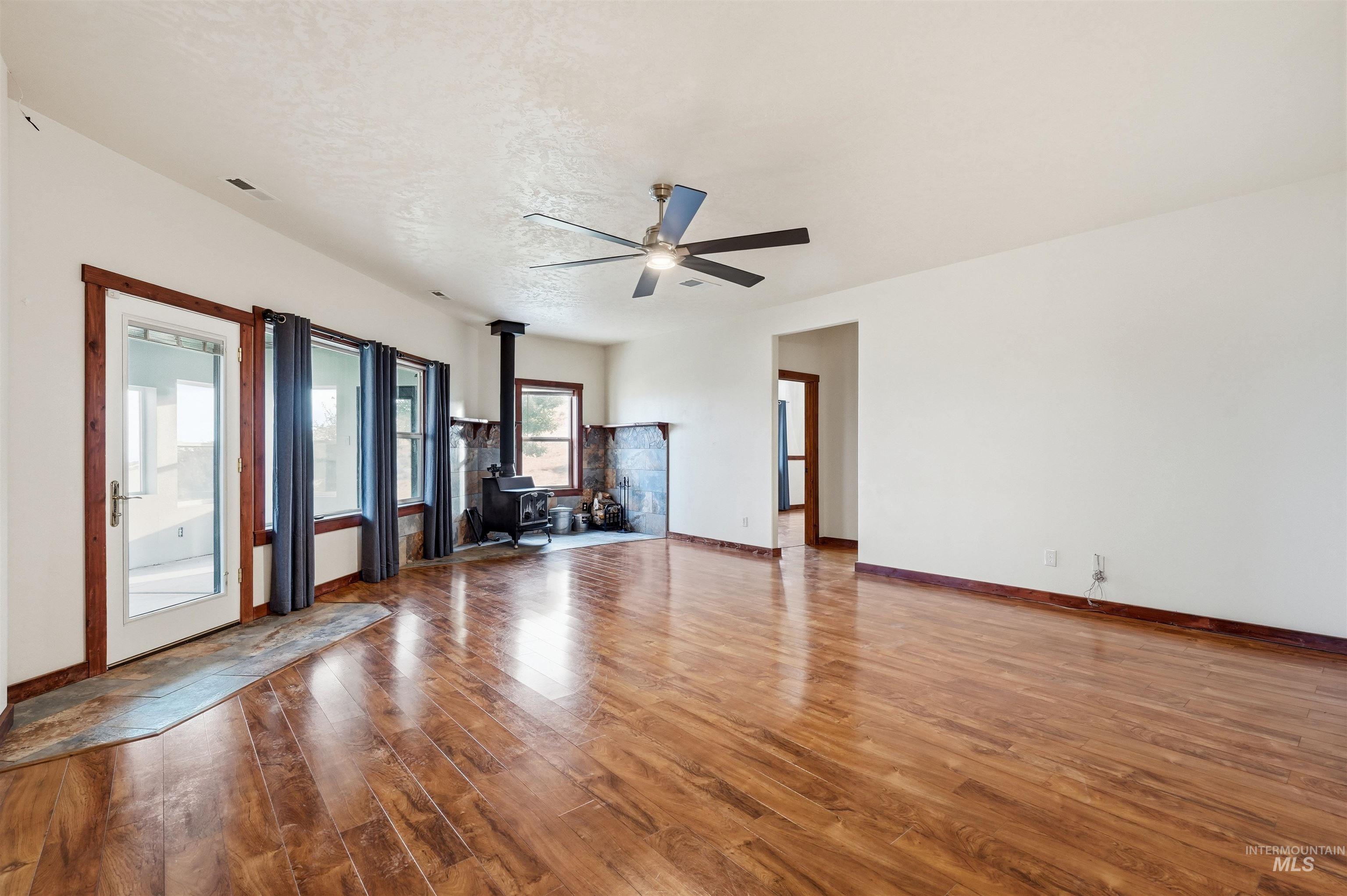 3645 Butte Rd Property Photo 32