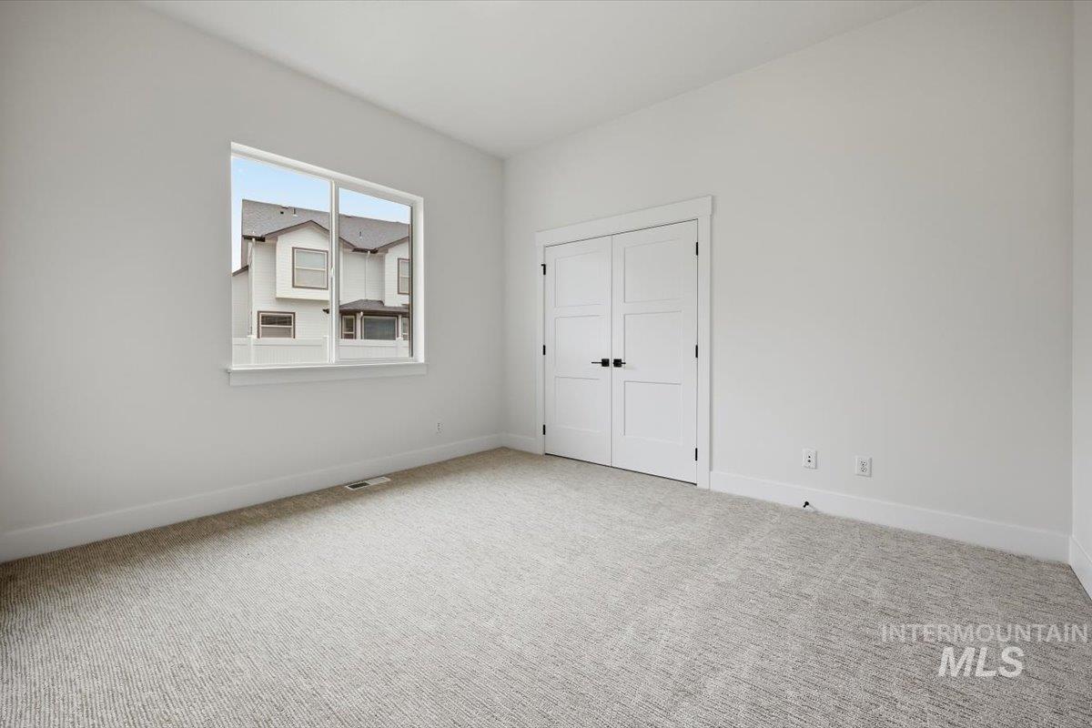 410 W Flour Mill Court Property Photo 18