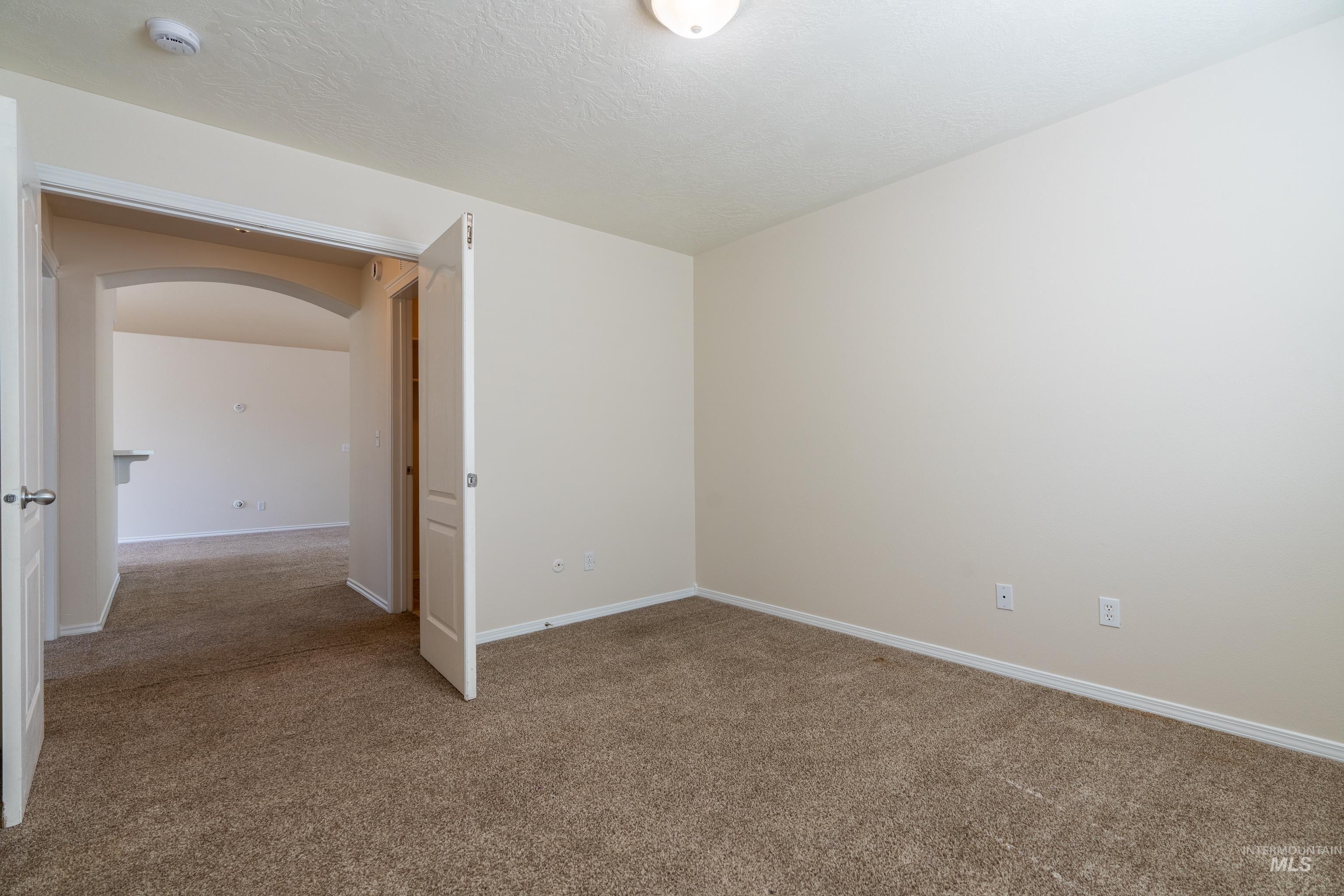 5263 N Arezzo Ave. Property Photo 23