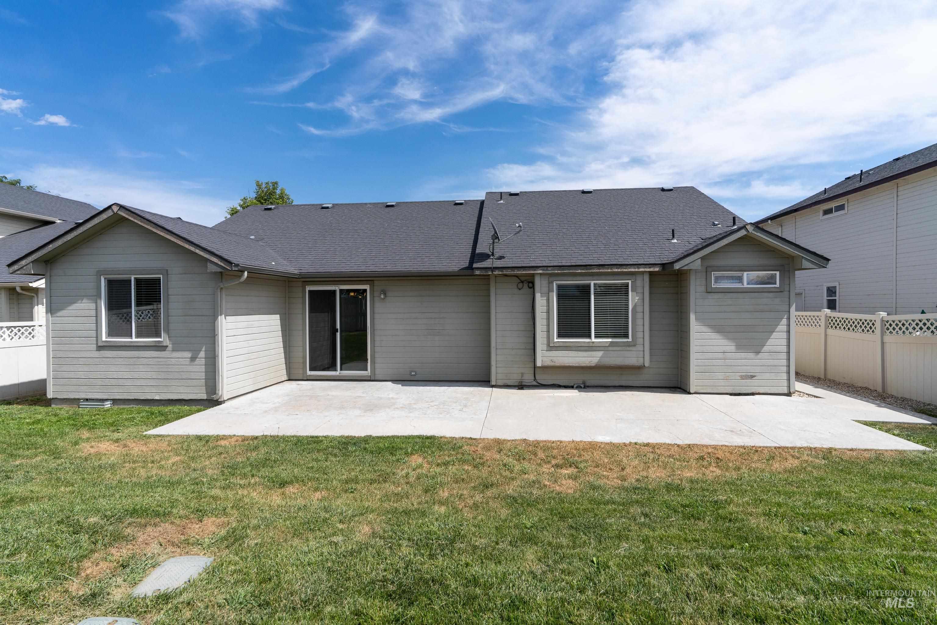 5263 N Arezzo Ave. Property Photo 32
