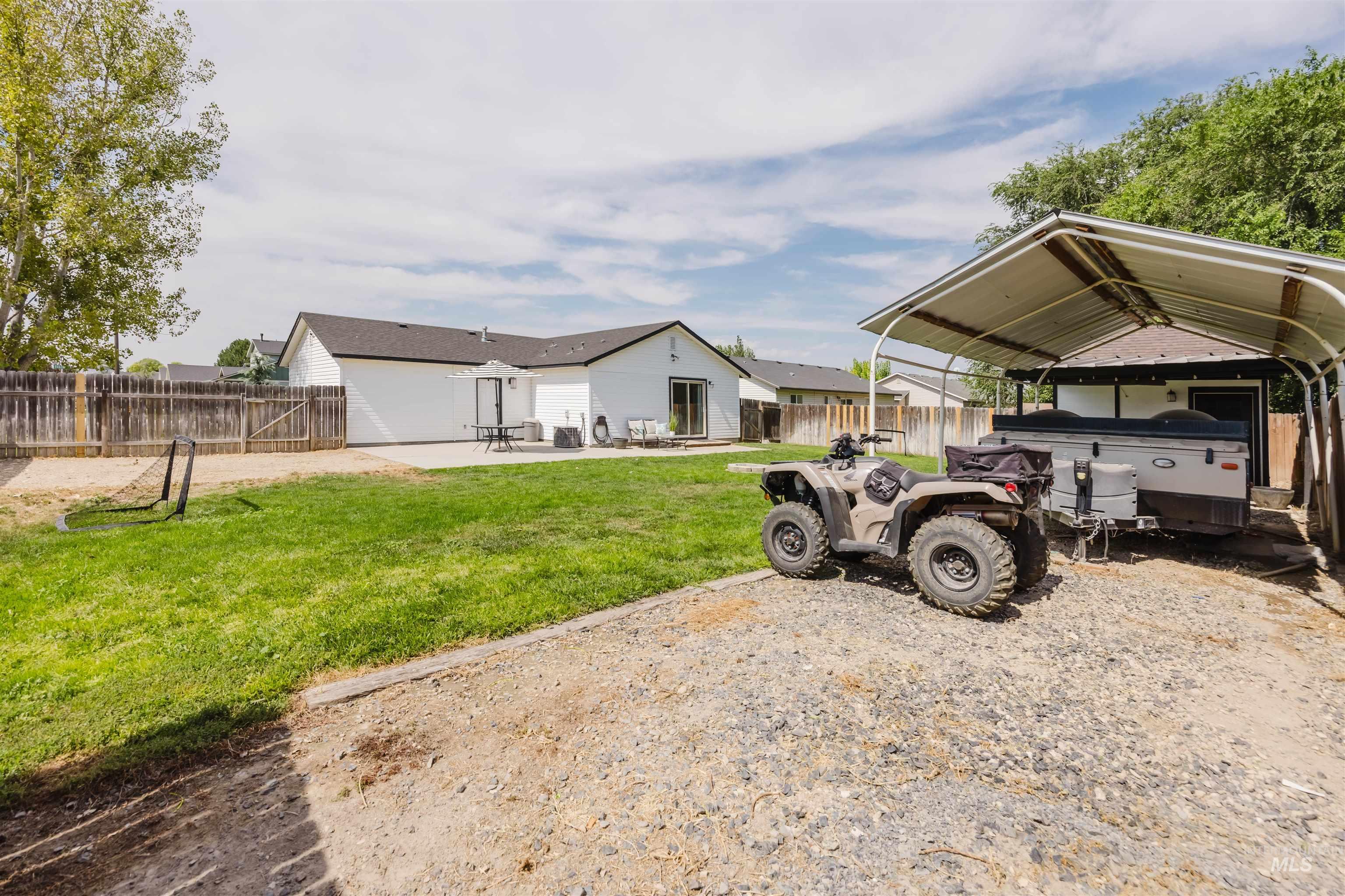 5115 Oxbow Avenue Property Photo 13