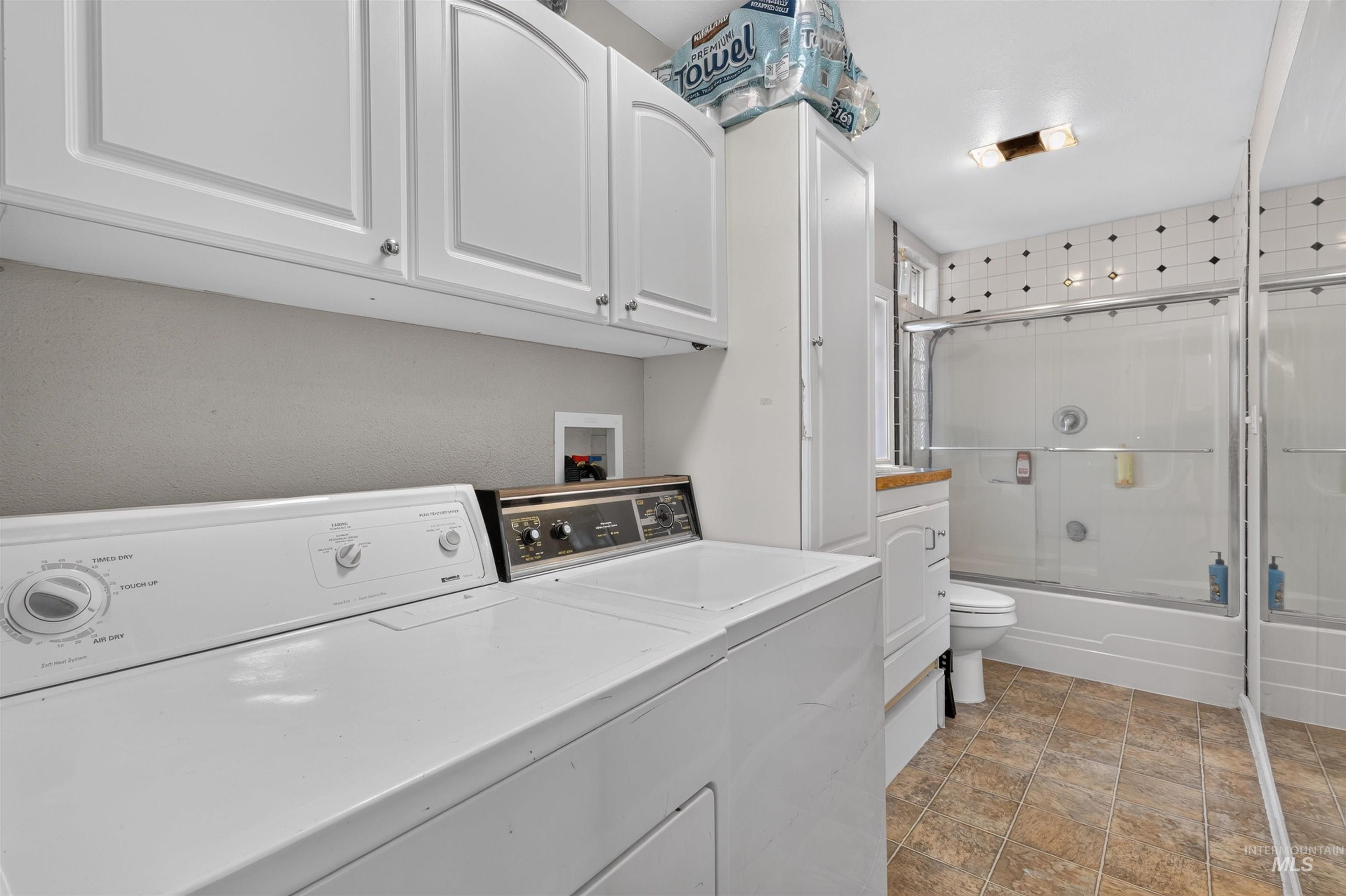 2805 W Moore St Property Photo 25
