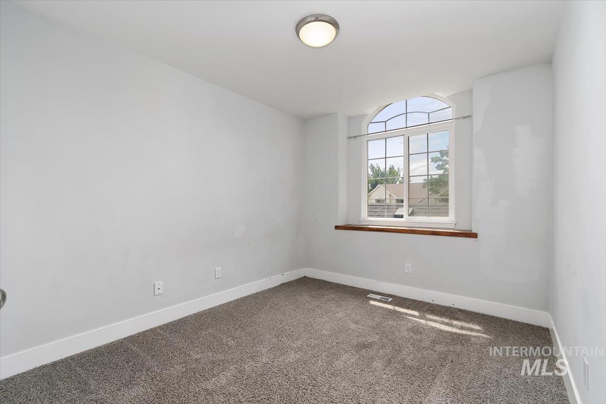 1344 N Crestmont Drive Property Photo 33