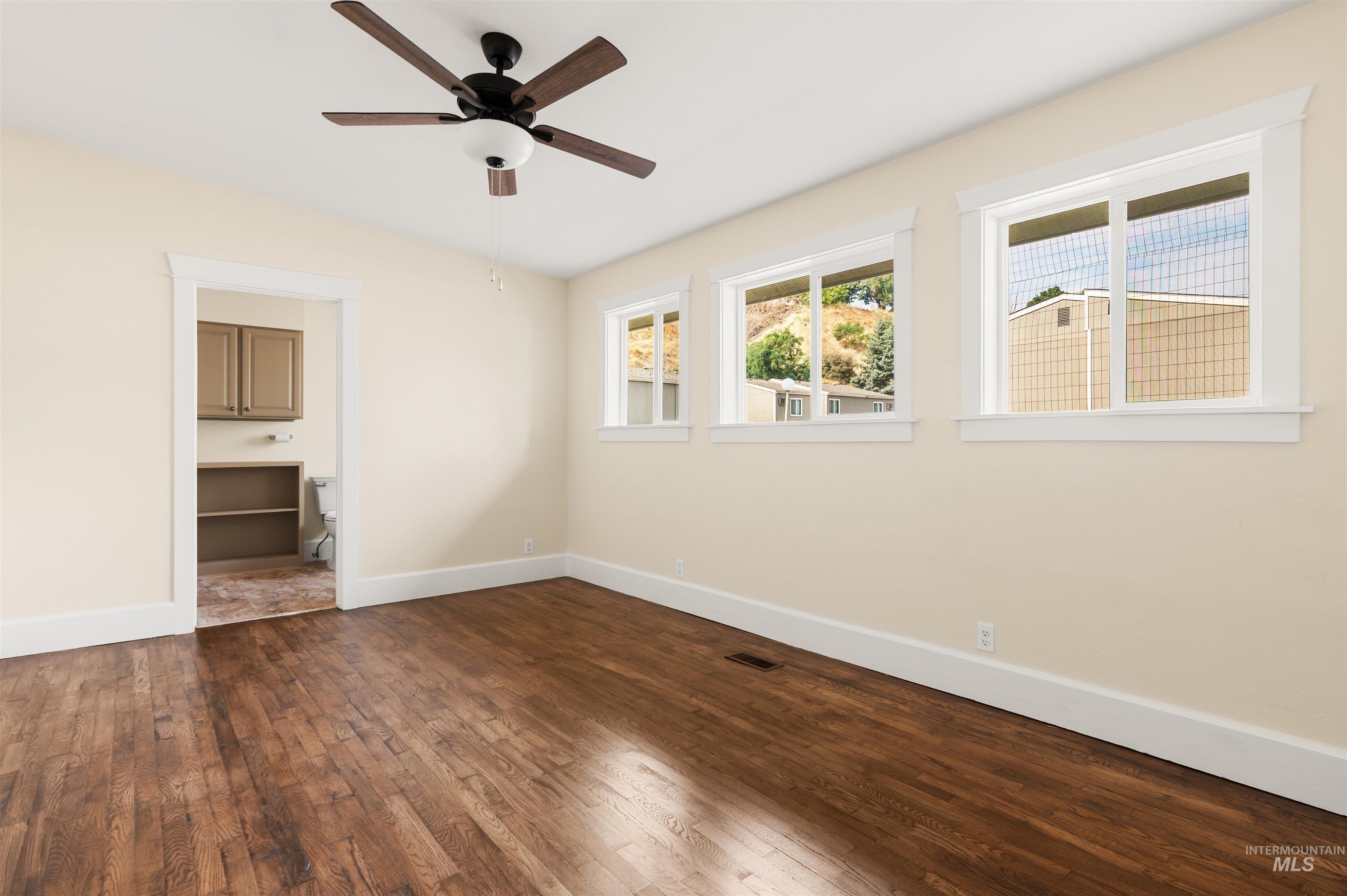 416 12th Street Property Photo 18