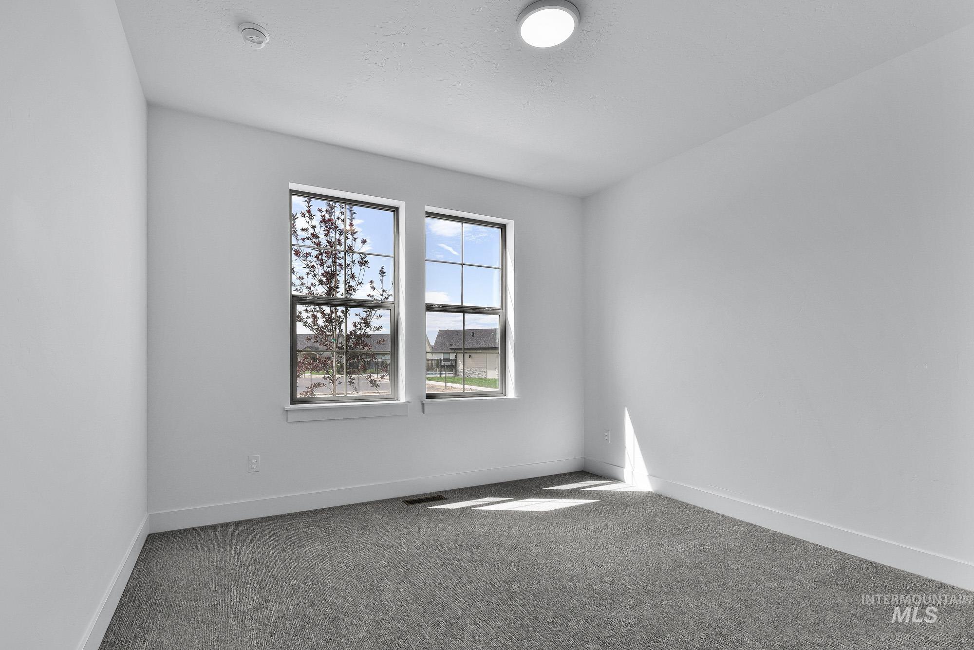 1770 N Green Pine Ln Property Photo 28