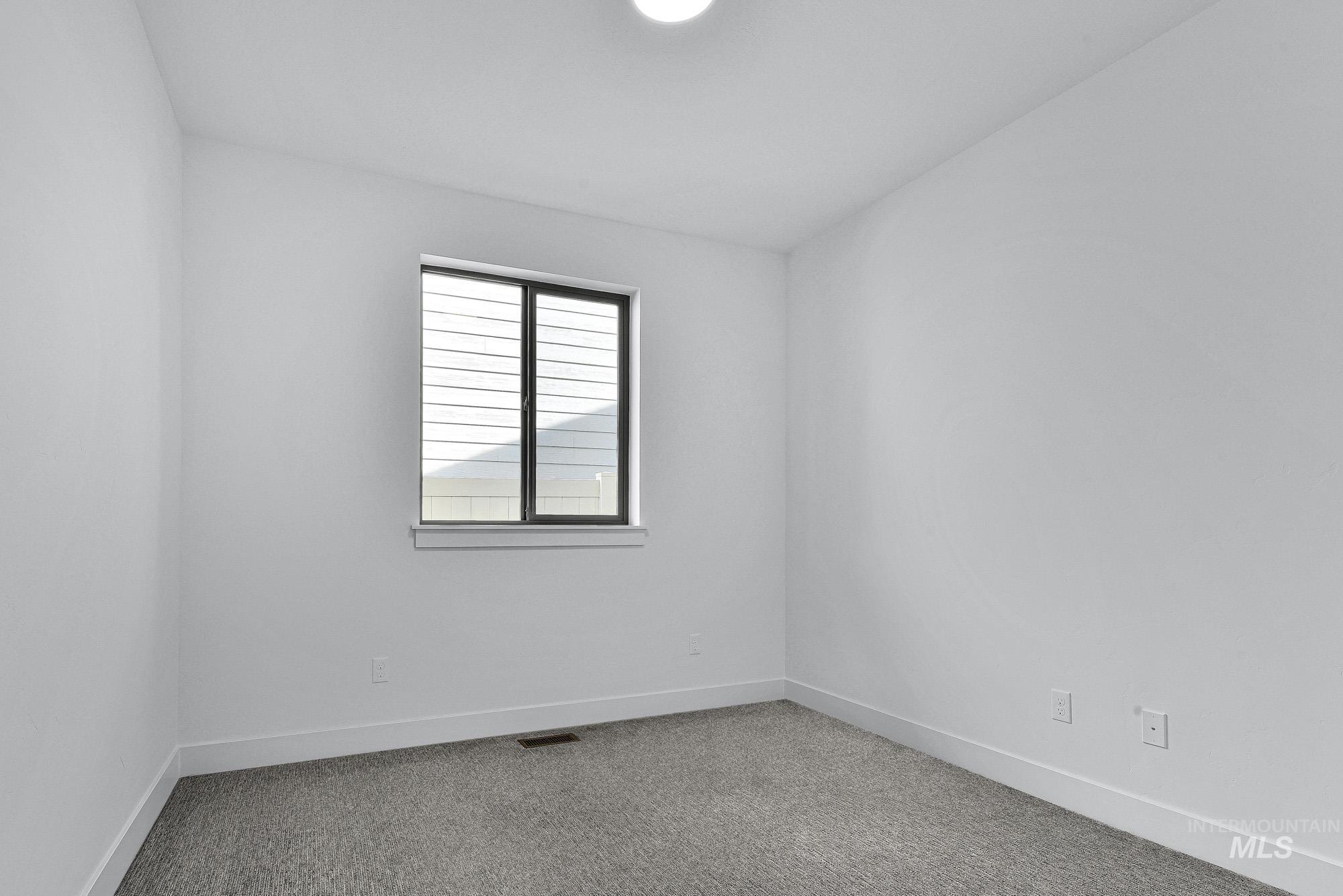 1770 N Green Pine Ln Property Photo 33