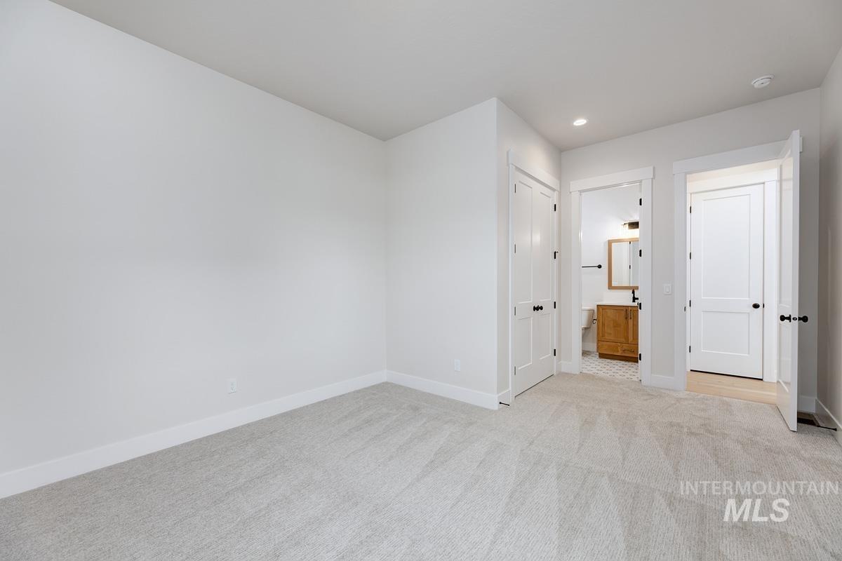 7283 W Waxwing Dr Property Photo 25