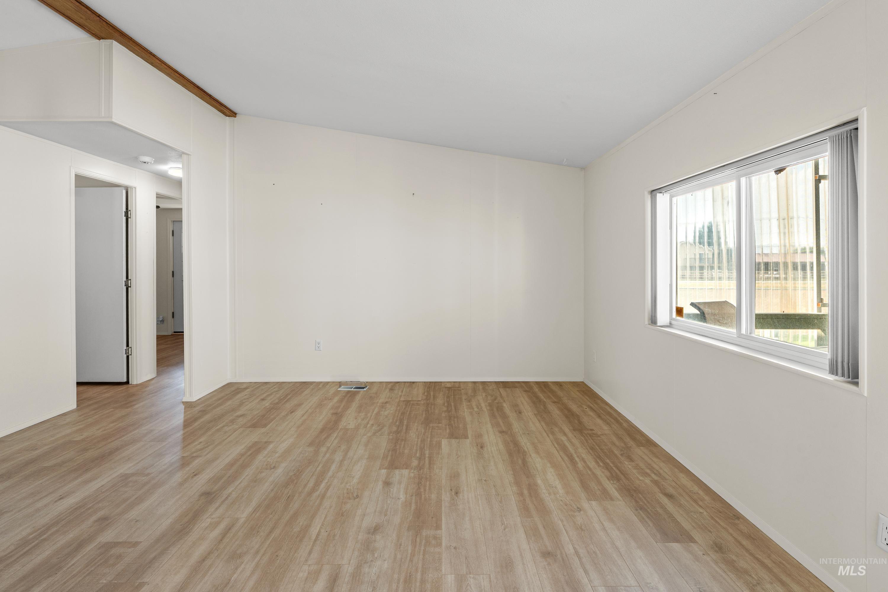 2115 6th Ave Property Photo 10