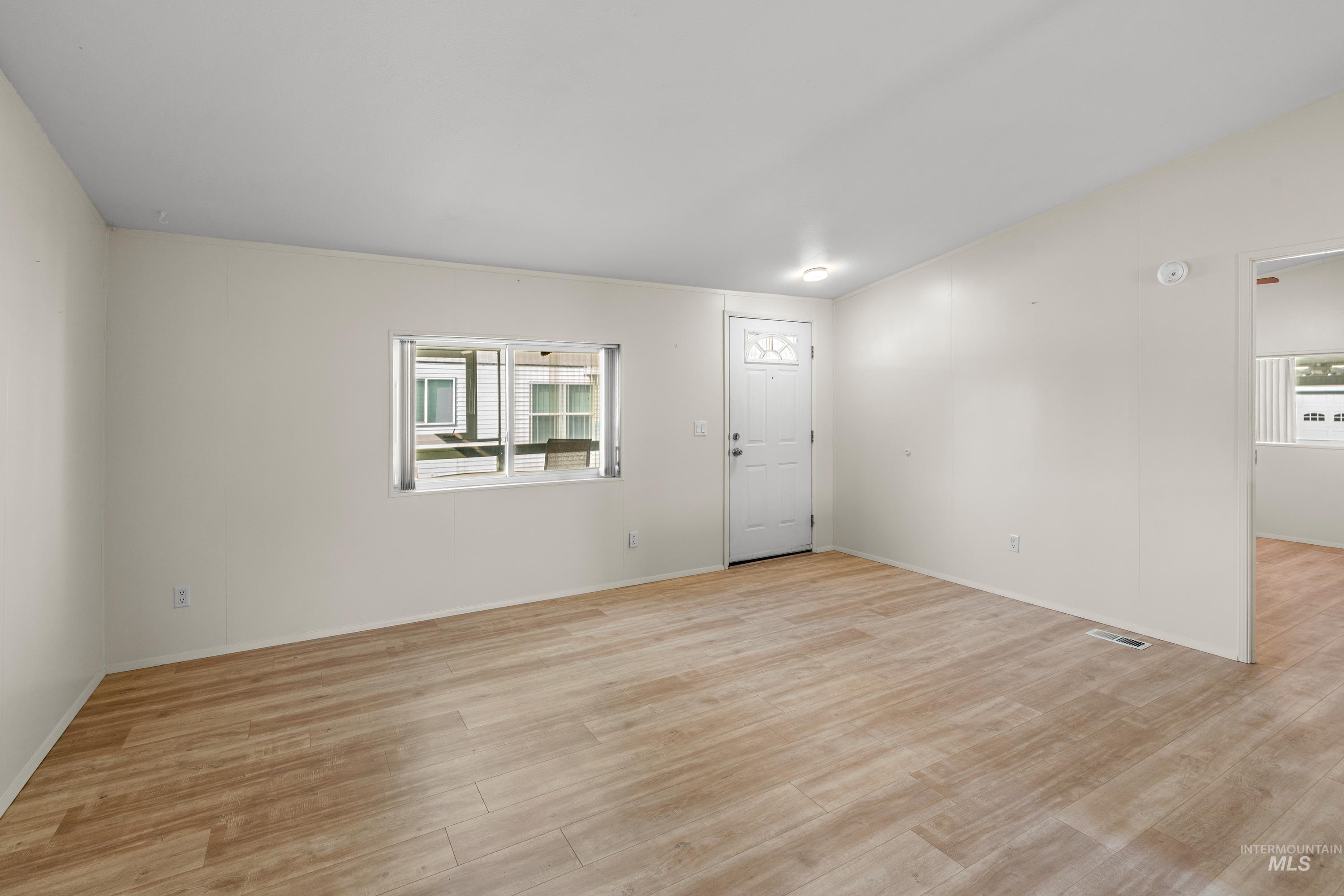 2115 6th Ave Property Photo 14
