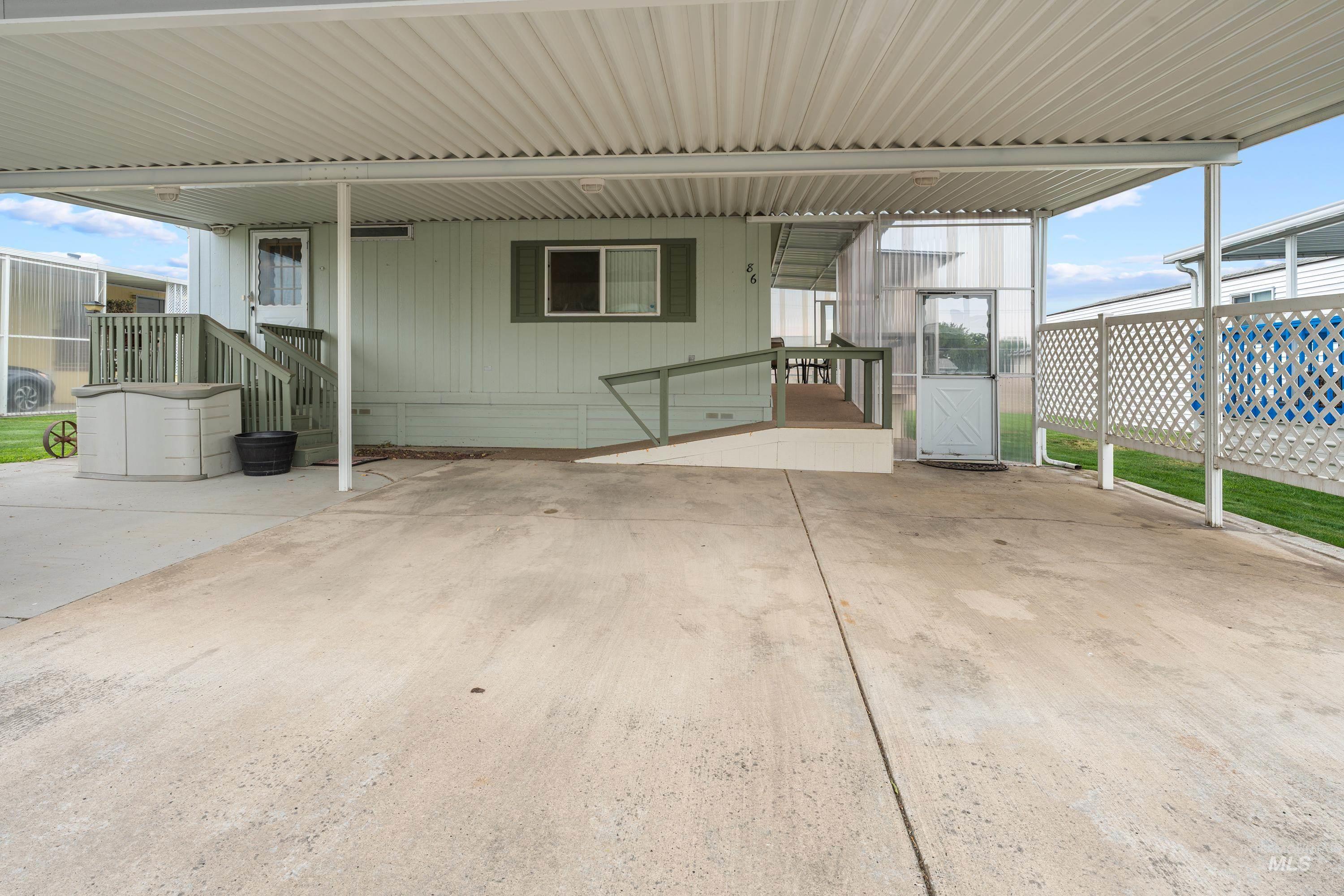 2115 6th Ave Property Photo 40