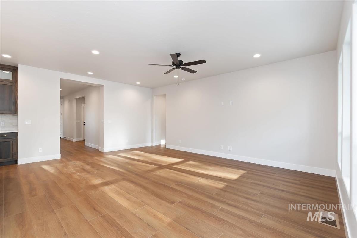 4405 Tropic Way Property Photo 7