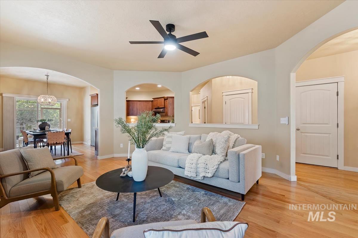 2930 N Christian Way Property Photo 7