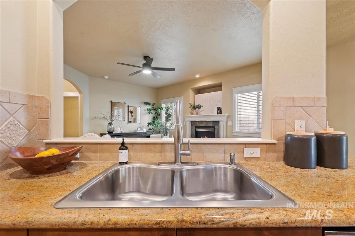 2930 N Christian Way Property Photo 11