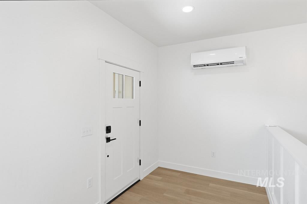 1280 Edington Ave Property Photo 20
