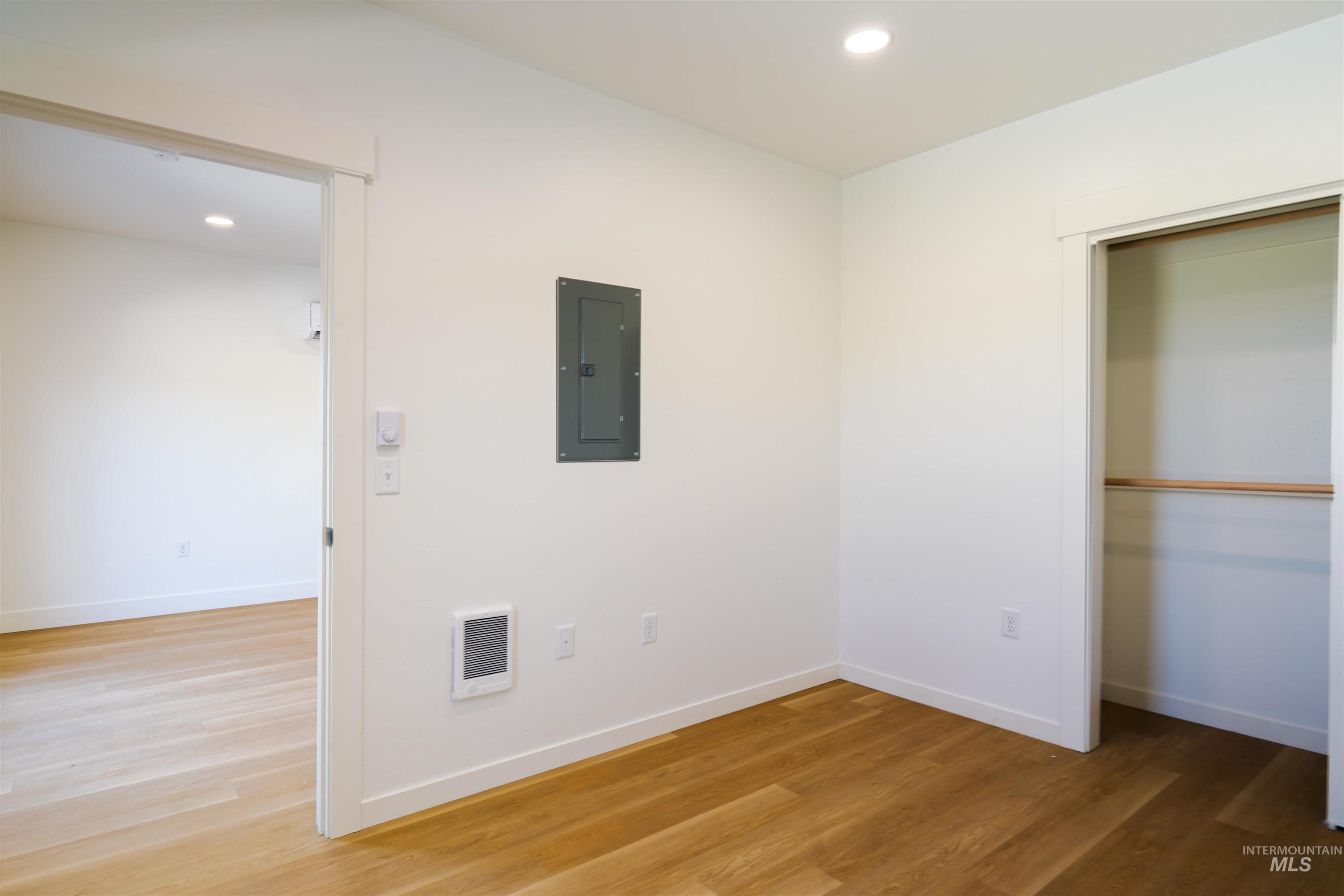 1280 Edington Ave Property Photo 34
