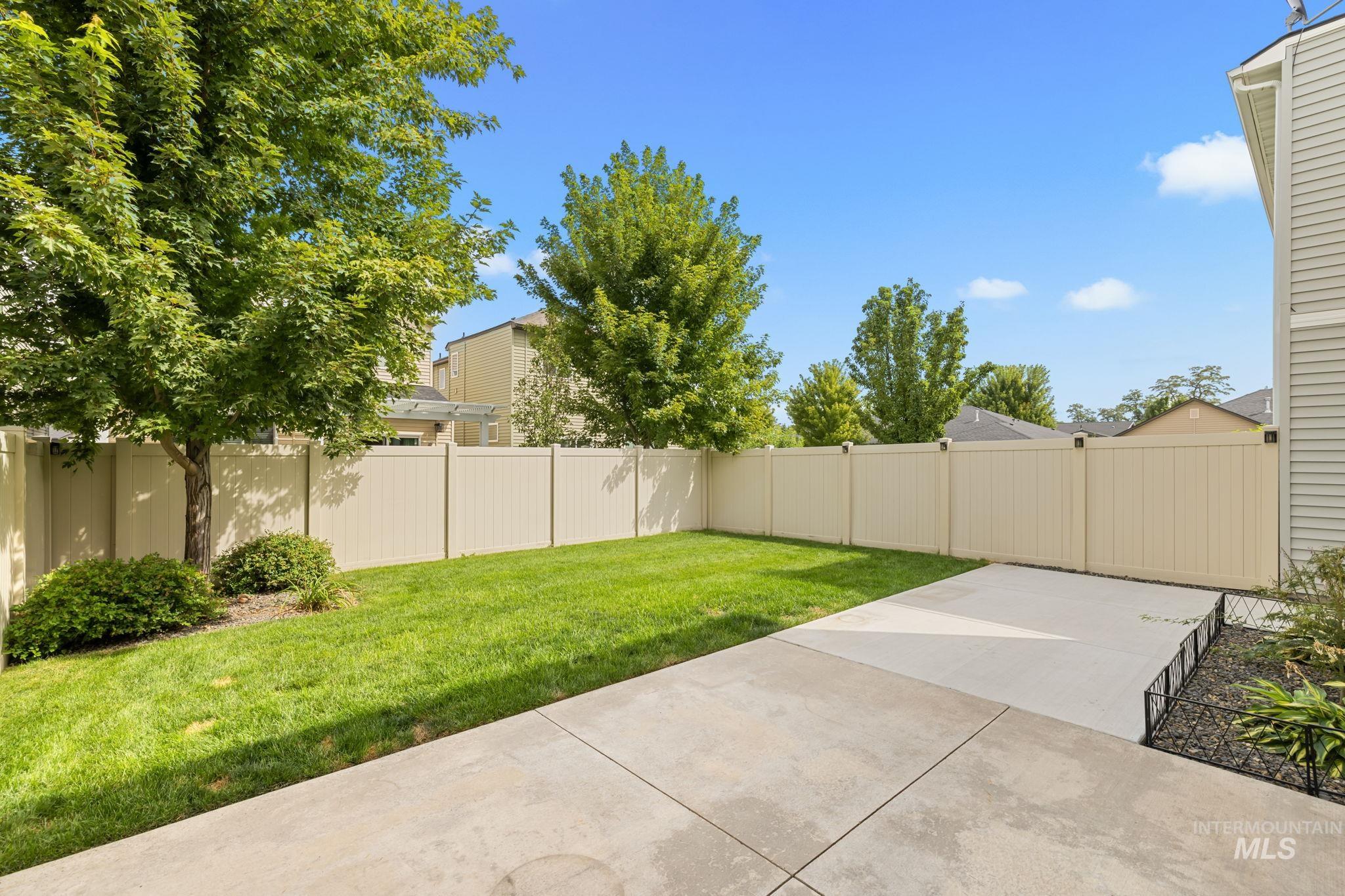 2234 E Sharptail Street Property Photo 29