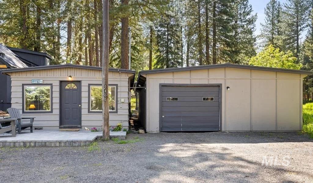 1405 Louisa Avenue Property Photo 2