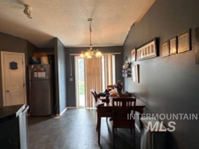 3816 Bennington St Property Photo 10