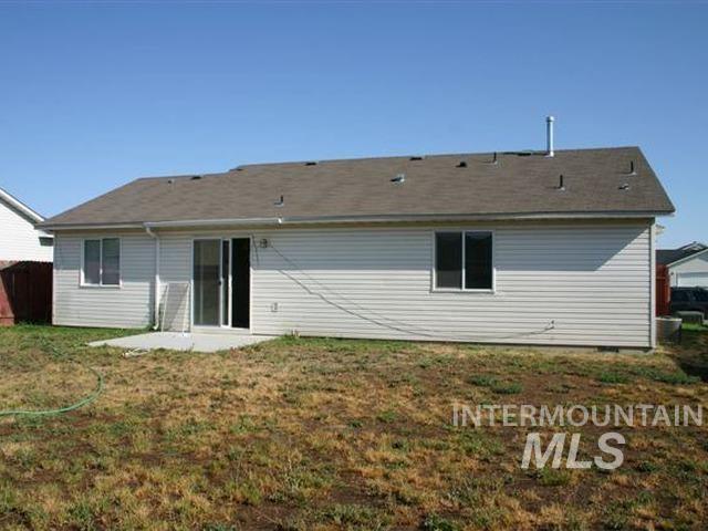 3816 Bennington St Property Photo 18